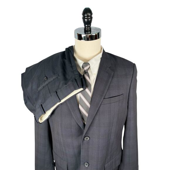Perry Ellis 2pc Suit Mens 44S Charcoal Plaid Two Button Flat Front Pants 36/30 - Picture 1 of 16